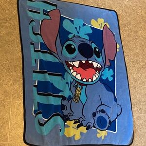 Blue Stitch Blanket with Floral Design